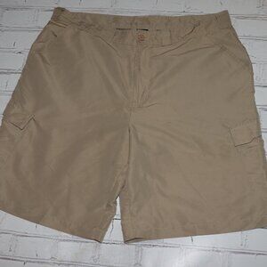 🟤Under Armour Khaki Cargo Shorts · Men’s Size 38